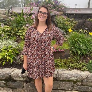 Meet your Posher, Sara